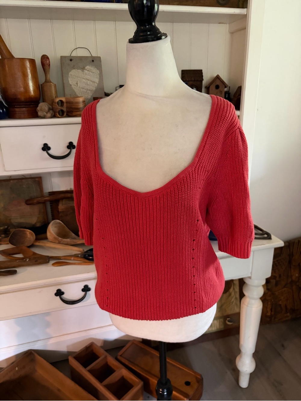 RW&CO Women’s Scoop Neck Short Sleeve Sweater - Coral Pink